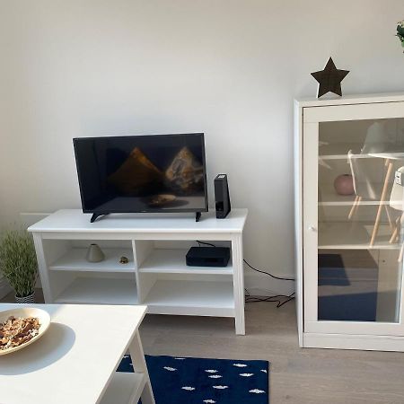 ميلتون كينيز Central Location, Parking, Wi-Fi, Modern Apartment المظهر الخارجي الصورة